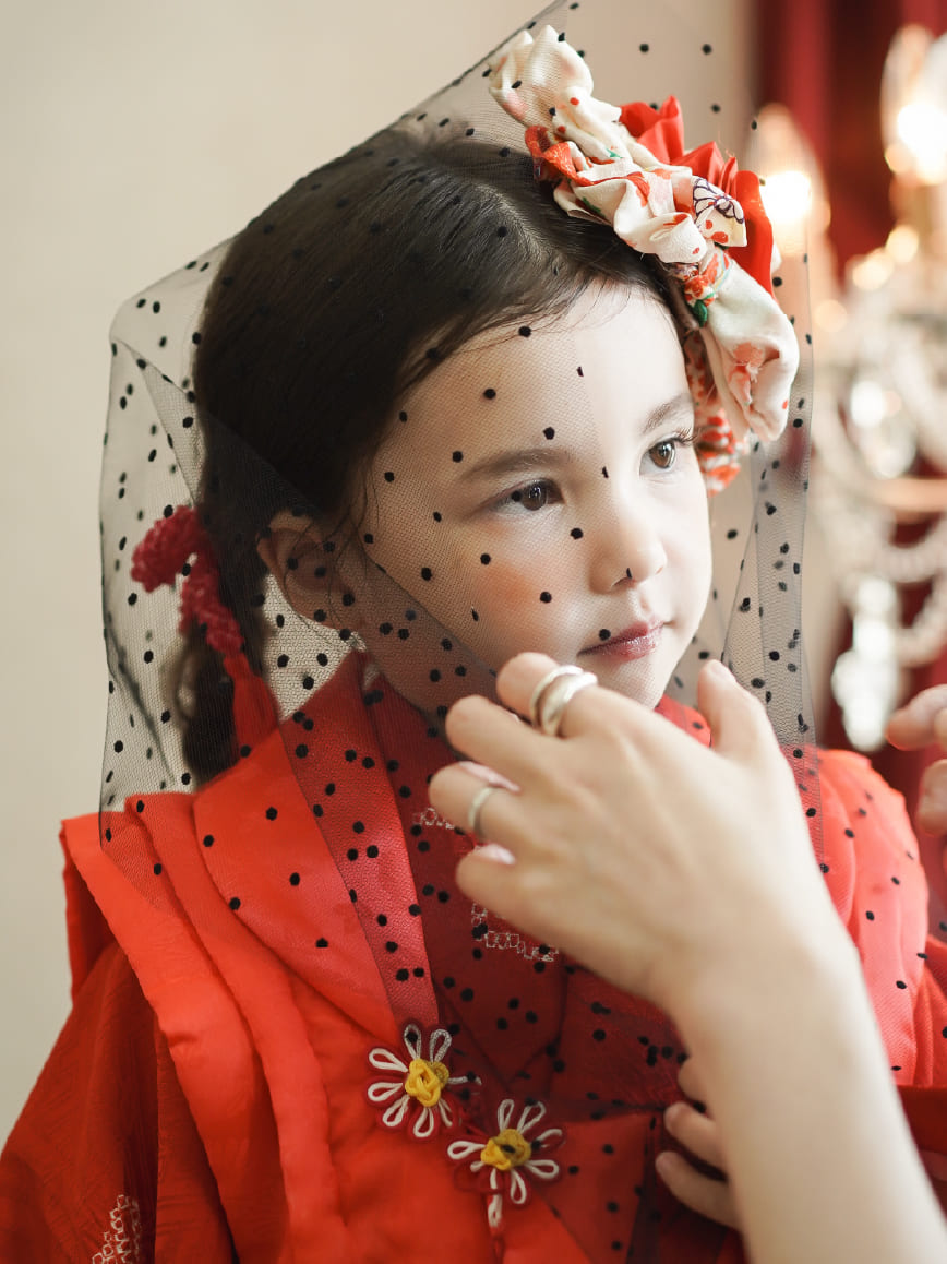 専属スタッフによる本格ヘアメイク