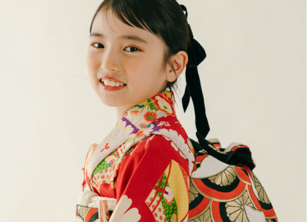 【大阪限定】七五三セットプラン｜通常68,200円→57,200円（スタジオ撮影限定5月末まで／衣装・髪飾り付き）